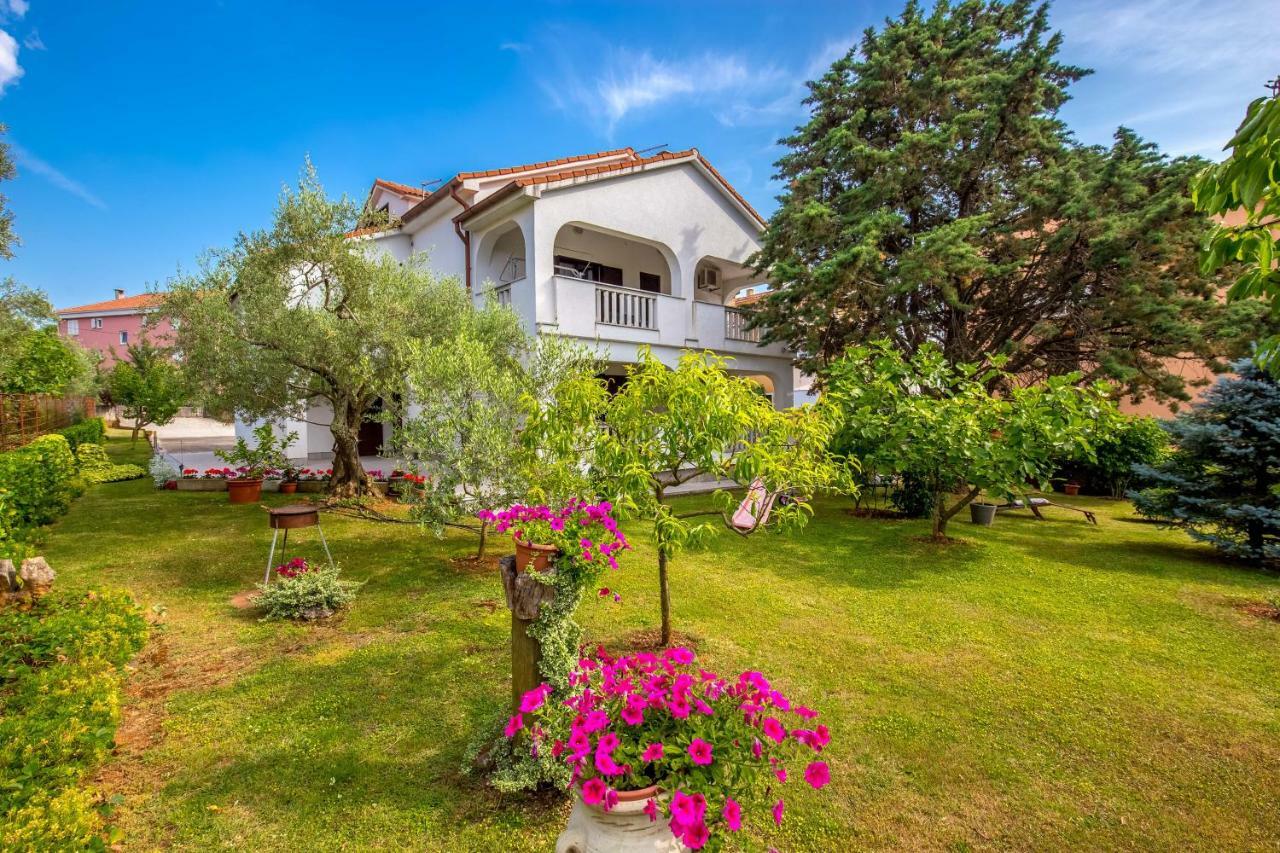 Garden Paradise App Sveti Vid-Miholjice Exterior photo