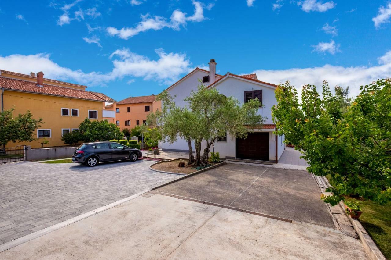 Garden Paradise App Sveti Vid-Miholjice Exterior photo